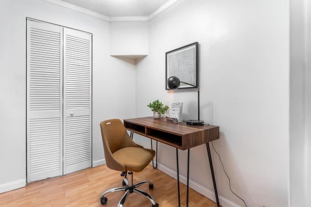 Vibrant Downtown, King Bed, Work Desk & Kitchen Seattle Exterior foto