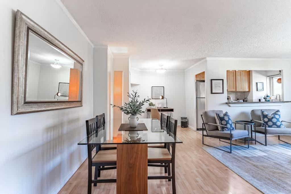 Vibrant Downtown, King Bed, Work Desk & Kitchen Seattle Exterior foto