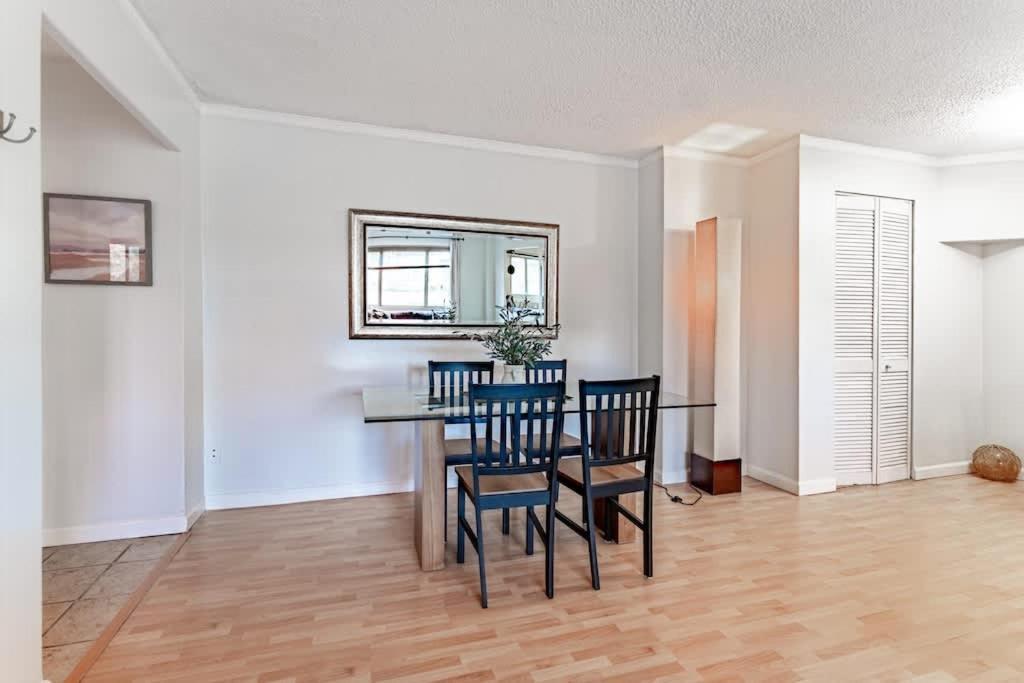 Vibrant Downtown, King Bed, Work Desk & Kitchen Seattle Exterior foto